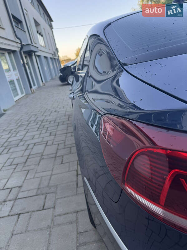 Купе Volkswagen CC / Passat CC 2013 в Ужгороде