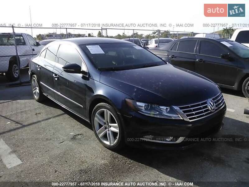 Купе Volkswagen CC / Passat CC 2013 в Ужгороде