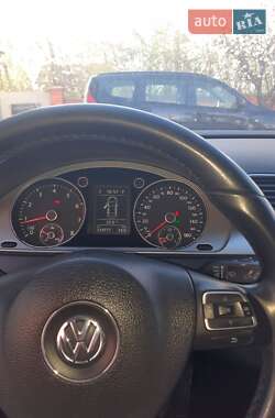 Купе Volkswagen CC / Passat CC 2011 в 