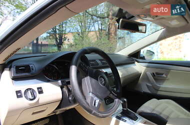 Купе Volkswagen CC / Passat CC 2009 в 