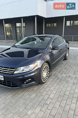 Купе Volkswagen CC / Passat CC 2013 в 