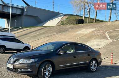 Купе Volkswagen CC / Passat CC 2013 в 