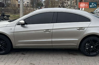Купе Volkswagen CC / Passat CC 2011 в Львові