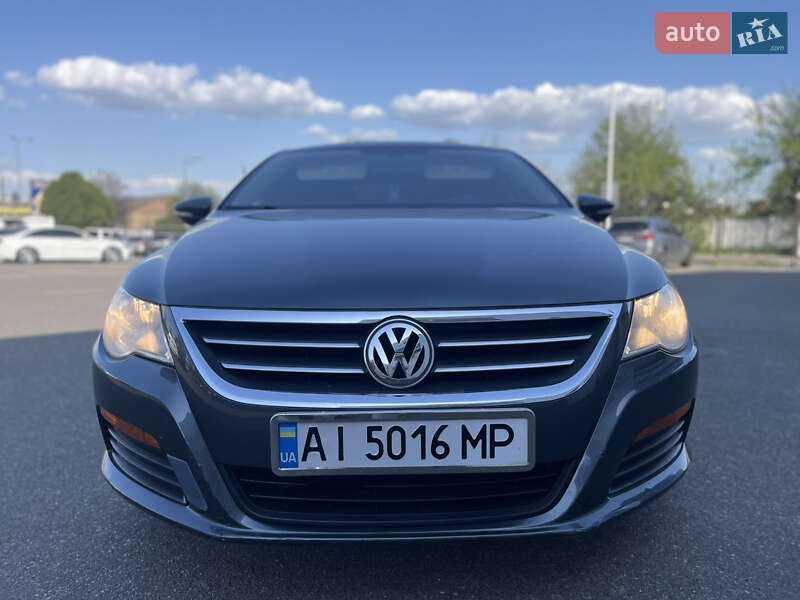 Купе Volkswagen CC / Passat CC 2010 в Киеве