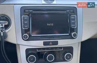 Купе Volkswagen CC / Passat CC 2010 в 