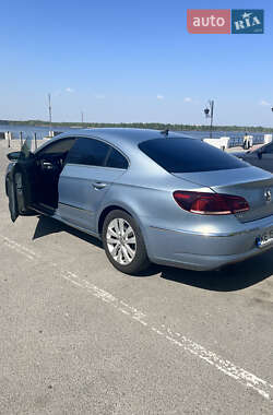 Купе Volkswagen CC / Passat CC 2012 в 