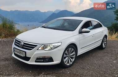 Купе Volkswagen CC / Passat CC 2011 в 