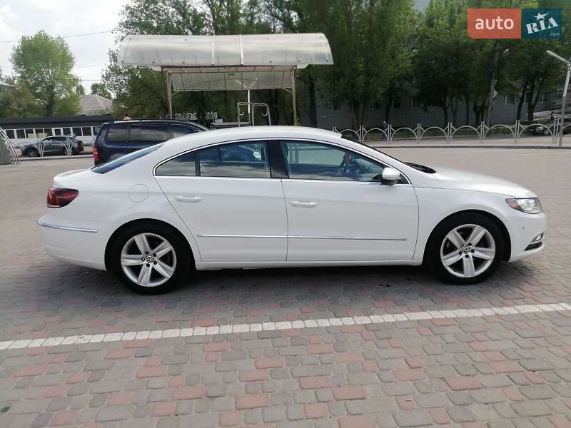 Купе Volkswagen CC / Passat CC 2012 в Днепре