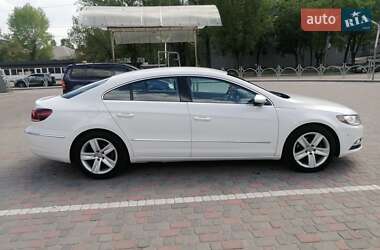 Купе Volkswagen CC / Passat CC 2012 в 
