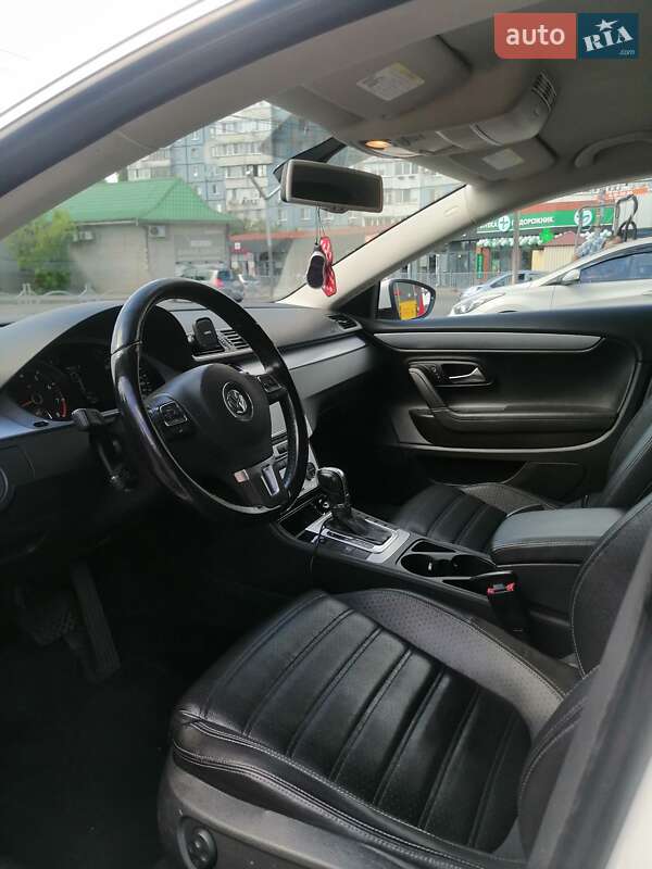 Купе Volkswagen CC / Passat CC 2012 в Днепре