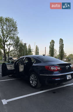 Купе Volkswagen CC / Passat CC 2011 в 