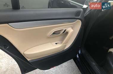 Купе Volkswagen CC / Passat CC 2012 в 