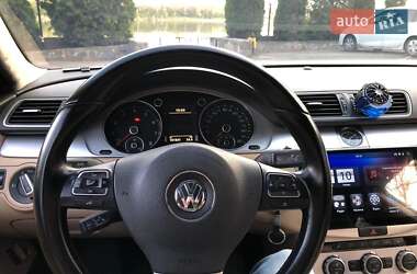 Купе Volkswagen CC / Passat CC 2012 в 