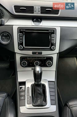 Купе Volkswagen CC / Passat CC 2011 в 