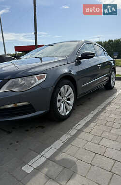 Купе Volkswagen CC / Passat CC 2011 в 