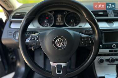 Купе Volkswagen CC / Passat CC 2013 в 