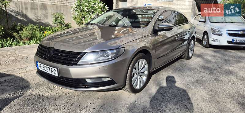 Купе Volkswagen CC / Passat CC 2012 в Днепре