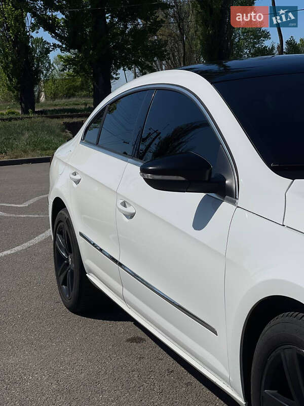 Купе Volkswagen CC / Passat CC 2012 в Покрові