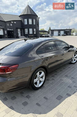 Купе Volkswagen CC / Passat CC 2016 в 