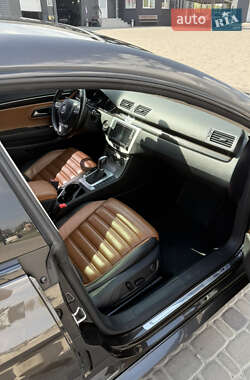 Купе Volkswagen CC / Passat CC 2016 в 