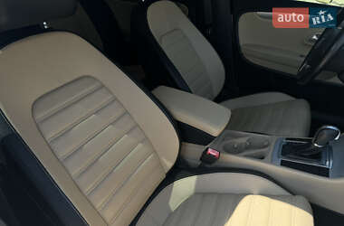 Купе Volkswagen CC / Passat CC 2014 в 