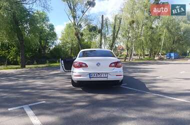 Купе Volkswagen CC / Passat CC 2011 в Киеве
