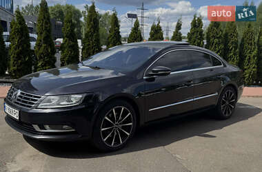 Купе Volkswagen CC / Passat CC 2012 в Киеве