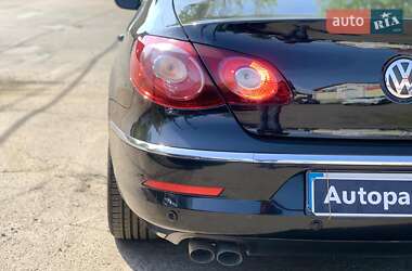 Купе Volkswagen CC / Passat CC 2011 в 