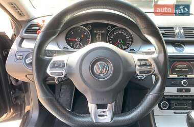 Купе Volkswagen CC / Passat CC 2011 в 