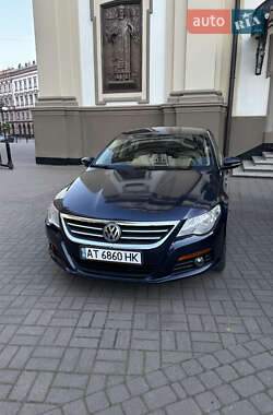Купе Volkswagen CC / Passat CC 2011 в 