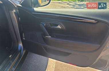 Купе Volkswagen CC / Passat CC 2016 в 