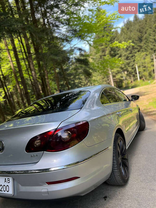 Купе Volkswagen CC / Passat CC 2010 в Львові