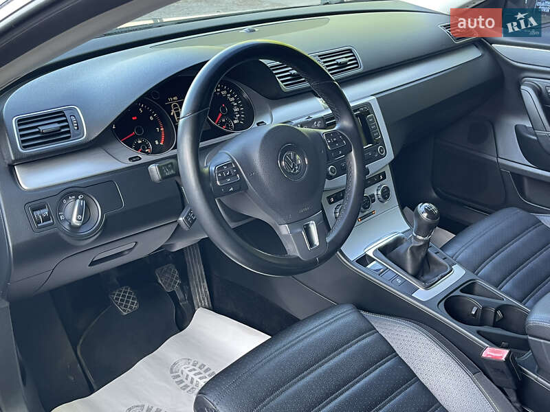 Купе Volkswagen CC / Passat CC 2014 в Ровно