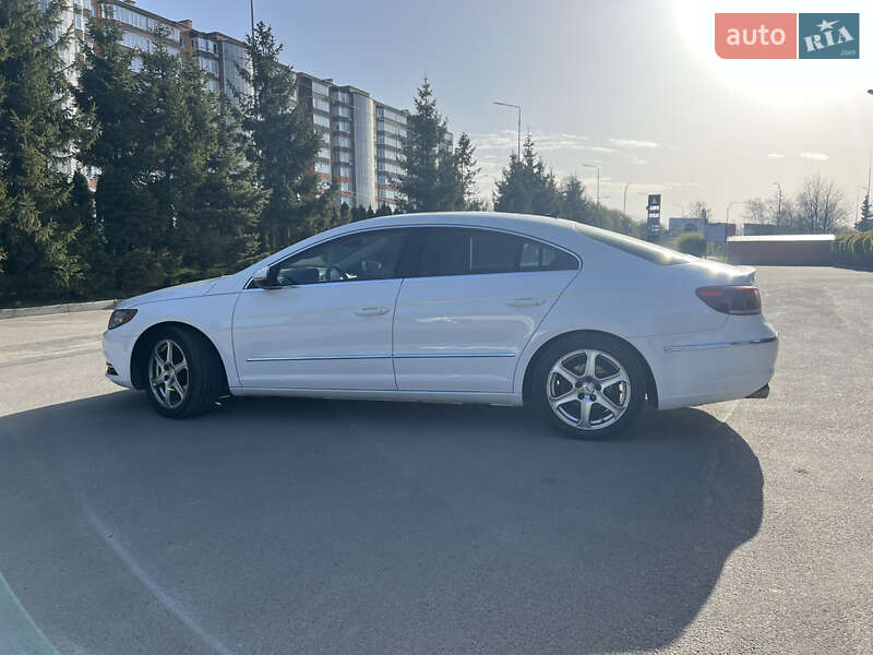Купе Volkswagen CC / Passat CC 2012 в 