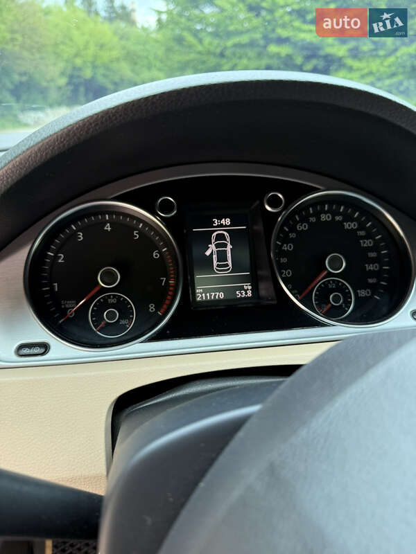 Купе Volkswagen CC / Passat CC 2013 в Львове