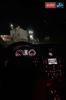 Купе Volkswagen CC / Passat CC 2013 в 