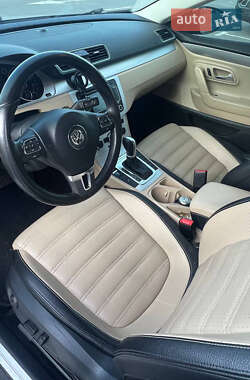 Купе Volkswagen CC / Passat CC 2014 в 