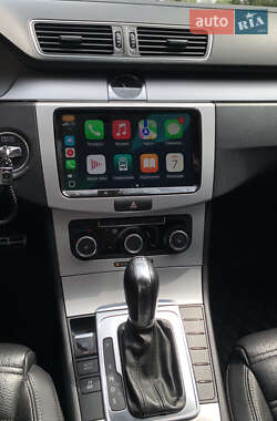 Купе Volkswagen CC / Passat CC 2011 в 