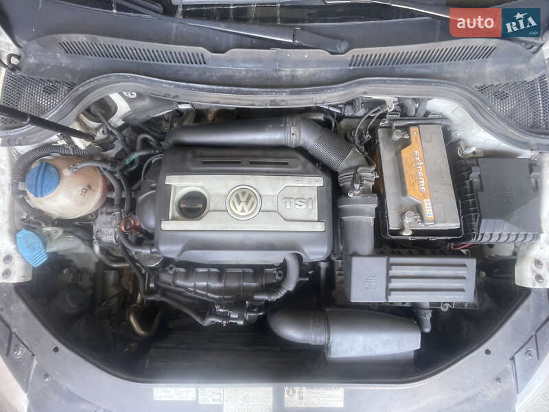 Купе Volkswagen CC / Passat CC 2011 в Киеве фото 9 Купе Volkswagen CC / Passat CC 2011 в Киеве