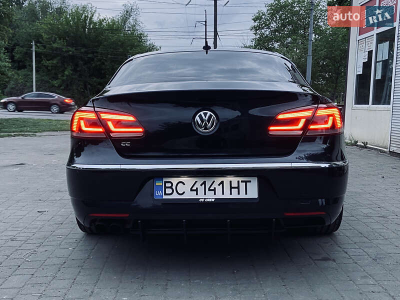Купе Volkswagen CC / Passat CC 2012 в Львові