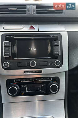 Купе Volkswagen CC / Passat CC 2009 в 