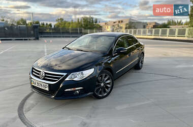 Купе Volkswagen CC / Passat CC 2009 в 