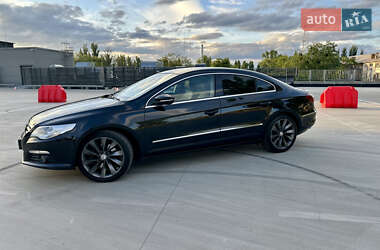 Купе Volkswagen CC / Passat CC 2009 в 