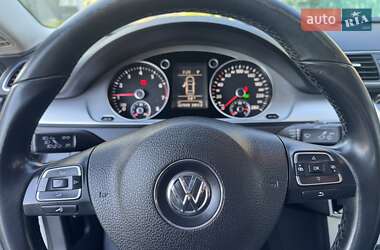 Купе Volkswagen CC / Passat CC 2013 в 