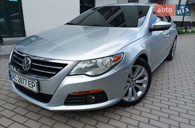 Купе Volkswagen CC / Passat CC 2009 в Львове