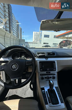 Купе Volkswagen CC / Passat CC 2012 в 