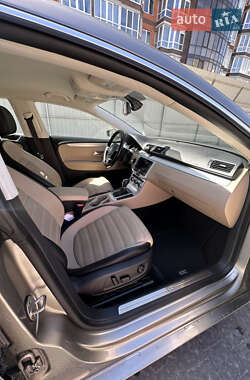 Купе Volkswagen CC / Passat CC 2012 в 