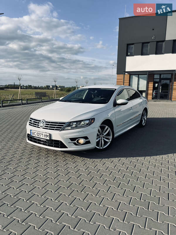Купе Volkswagen CC / Passat CC 2013 в 