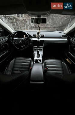 Купе Volkswagen CC / Passat CC 2012 в 