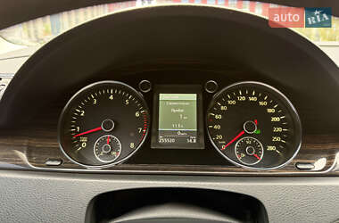 Купе Volkswagen CC / Passat CC 2012 в 